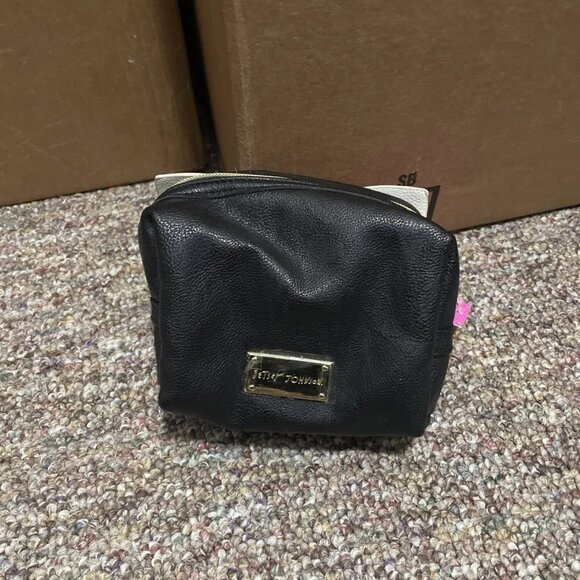 Betsey Johnson Loaf Makeup Bag ~ Bow Nanza ~ Black/White - NWT - Picture 3 of 8